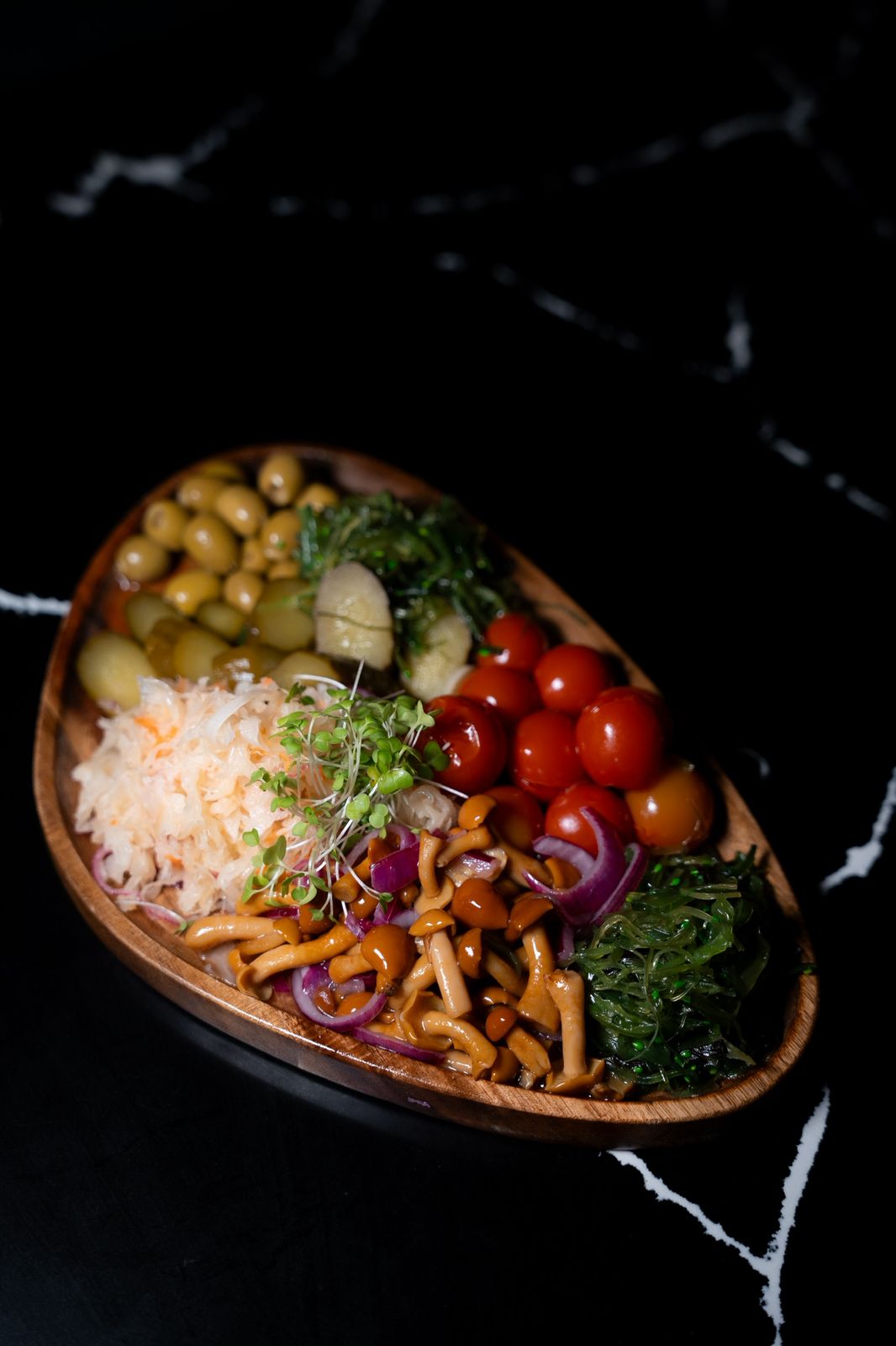 Sour marinated vegetables platter